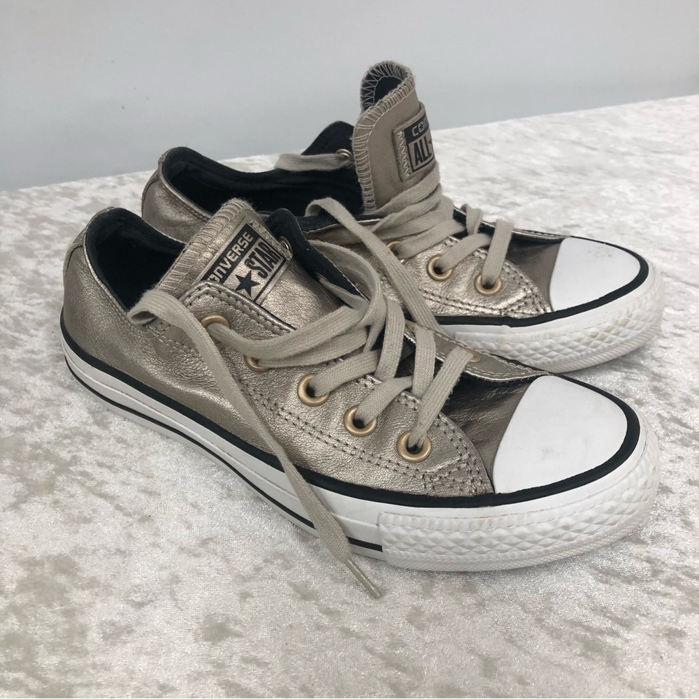 Converse all star low top women size 5 leather metallic copper type texture